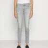 7 For All Mankind Pyper Slim Illusion Ambience - Vaqueros Slim Fit - Grey