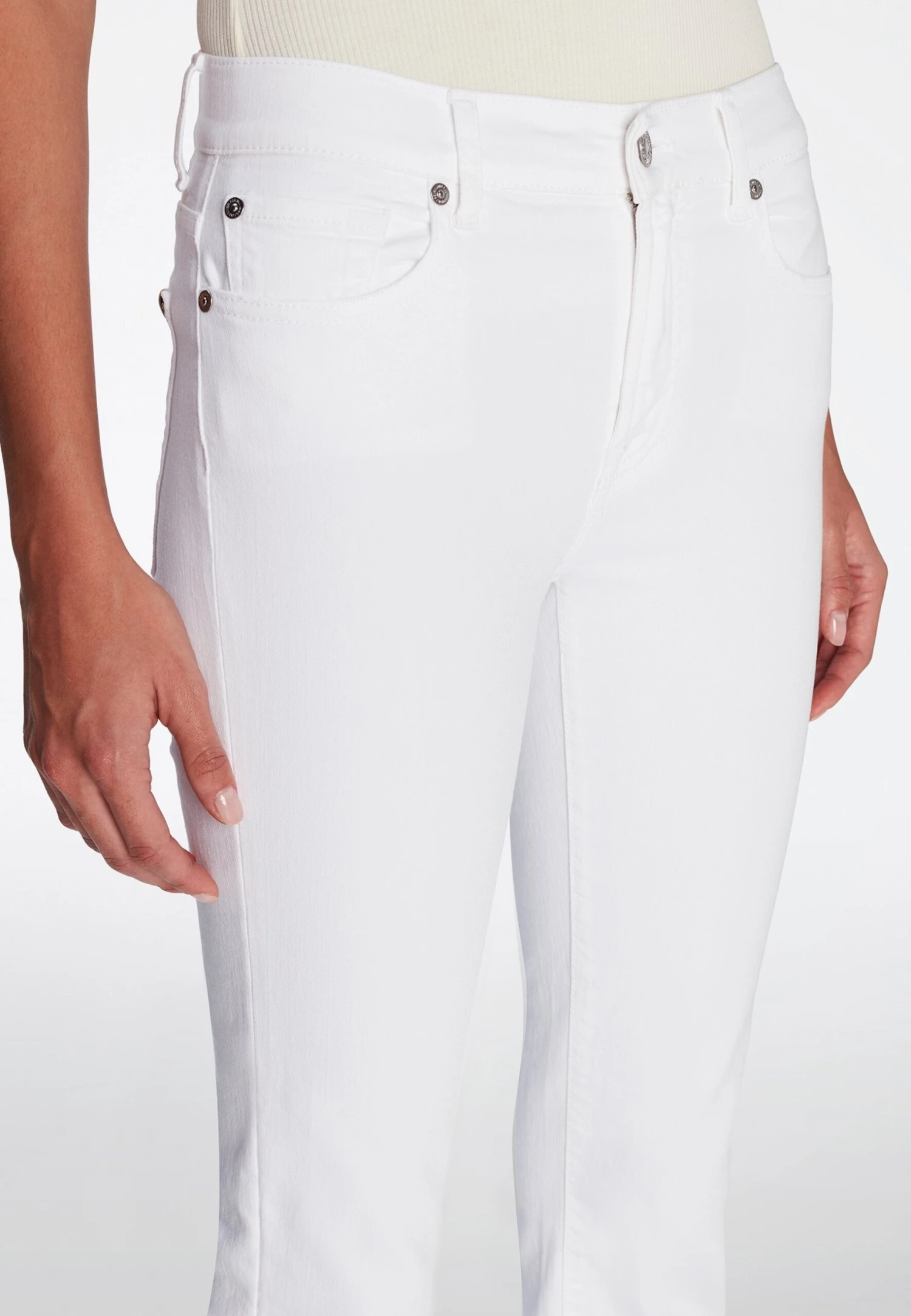 7 For All Mankind Vaqueros Bootcut - White 4 7 For All Mankind Vaqueros Bootcut - White - Imagen 4