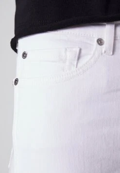 7 For All Mankind Slim Kick Optic - Vaqueros Boyfriend - White -7 For All Mankind 15dbd9bf4fc64c1e83b644370e549876
