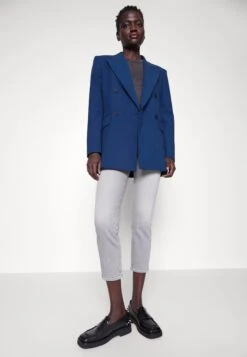 7 For All Mankind Roxanne Ankle - Vaqueros Pitillo - Grey 9 7 For All Mankind Roxanne Ankle - Vaqueros Pitillo - Grey -7 For All Mankind 1e14430fe4dc44bb8f39658a3ea7b954