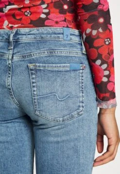 7 For All Mankind Pyper Slim Illusion Brightness - Vaqueros Slim Fit - Light Blue -7 For All Mankind 36ea7288ff7843fab1113a80dcf50691