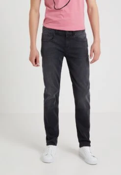 7 For All Mankind Luxe Performance Plus - Vaqueros Tapered - Washed Black