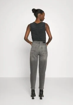 7 For All Mankind Malia Luxe Vintage Courage - Vaqueros Boyfriend - Black 7 7 For All Mankind Malia Luxe Vintage Courage - Vaqueros Boyfriend - Black -7 For All Mankind 4404806fe84f4313badea62e0accf3f4