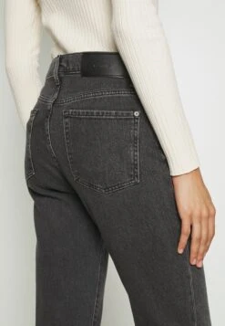 7 For All Mankind Logan Stovepipe Licorice - Vaqueros Rectos - Black -7 For All Mankind 44b1340d5aef4471b28a1165946d588c