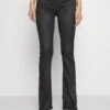 7 For All Mankind Coated Illusion - Vaqueros Bootcut - Black