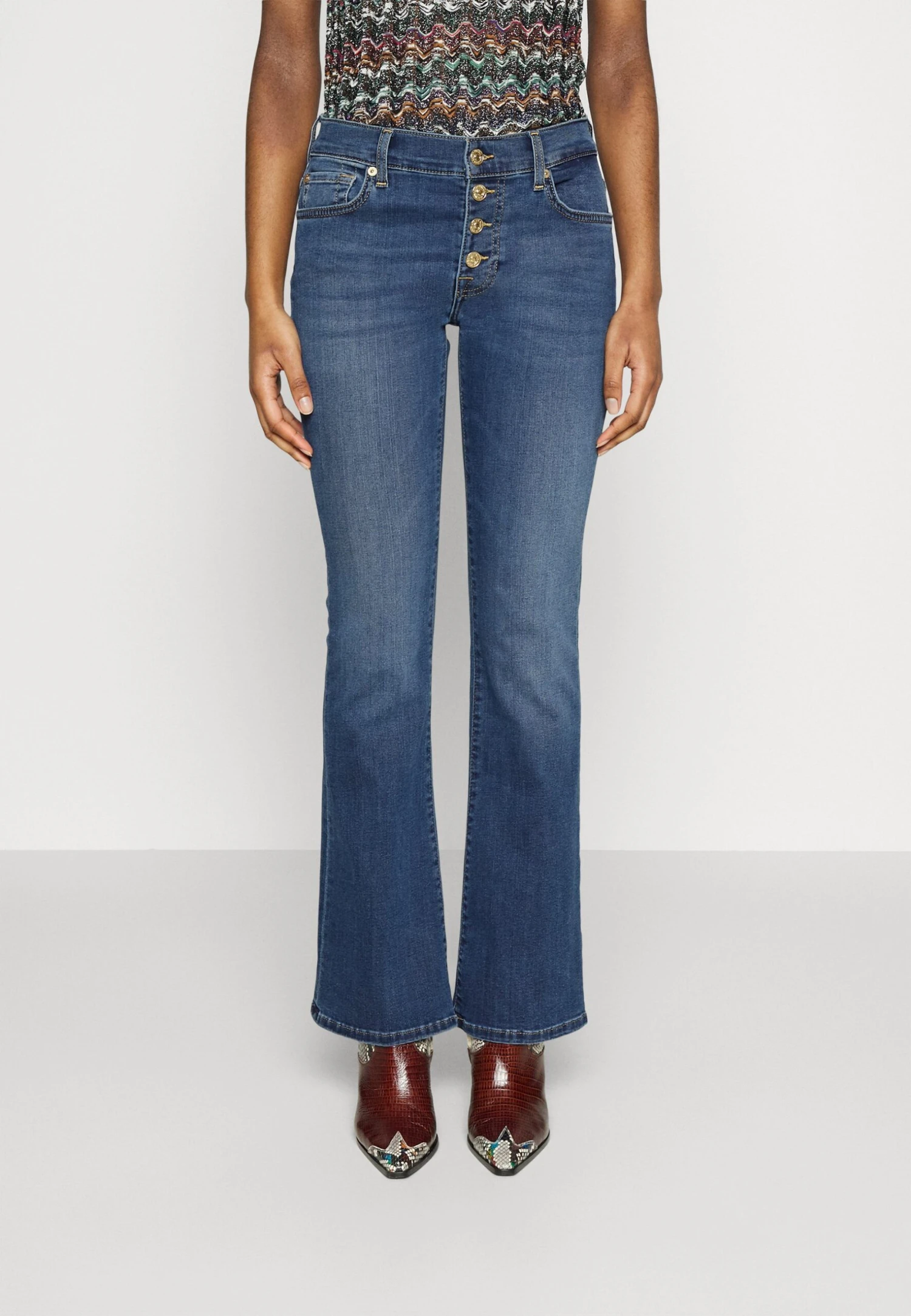 7 For All Mankind Bootcut Tailorless Baiecoduc - Vaqueros Bootcut - Mid Blue 1 7 For All Mankind Bootcut Tailorless Baiecoduc - Vaqueros Bootcut - Mid Blue