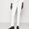 7 For All Mankind Bootcut Tailorless Optic - Vaqueros Bootcut - White