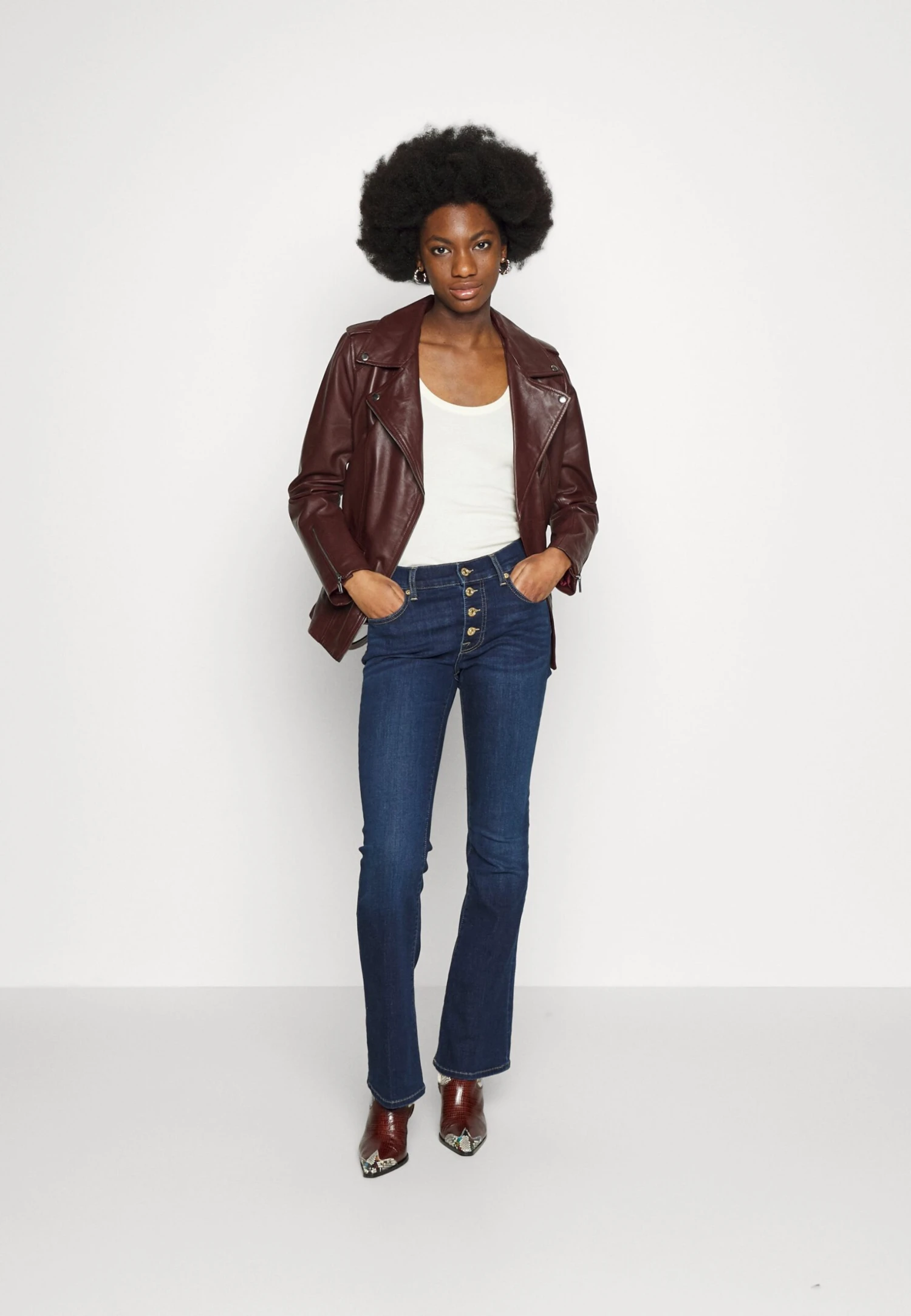 7 For All Mankind Bootcut Tailorless Baecriin - Vaqueros Bootcut - Dark Blue 2 7 For All Mankind Bootcut Tailorless Baecriin - Vaqueros Bootcut - Dark Blue - Imagen 2