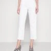 7 For All Mankind The Modern Straight - Vaqueros Rectos - White